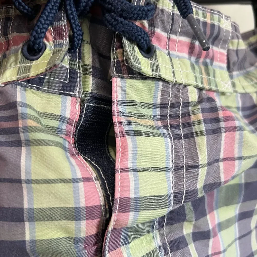 Vineyard Vines Board Shorts Men’s Size 33